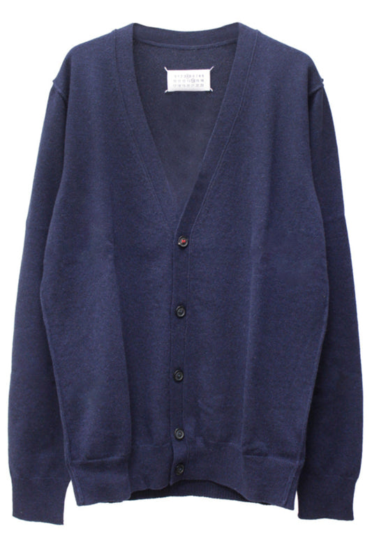 Vネックカーディガン