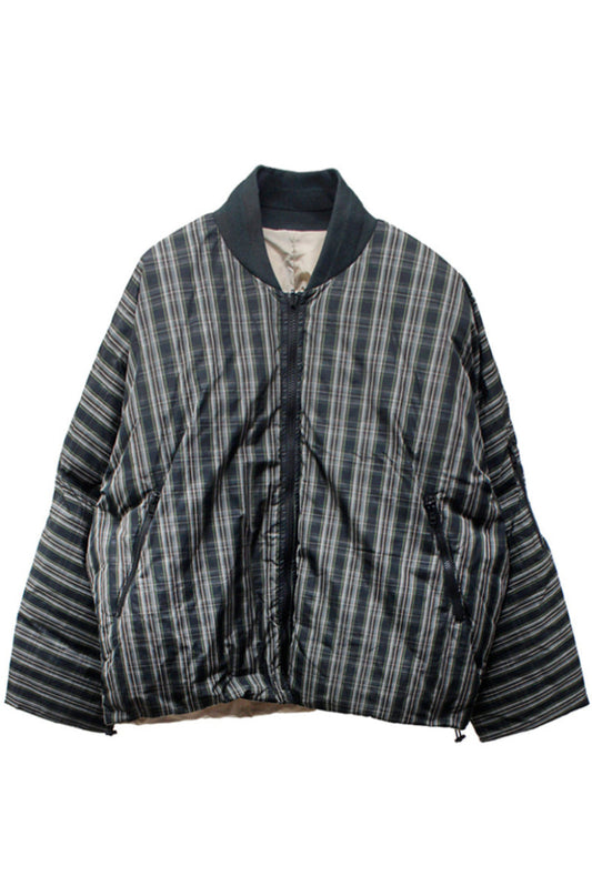 リバーシブルボンバーダウンブルゾン