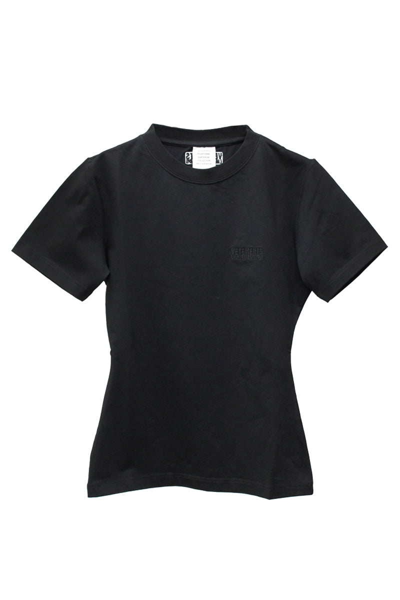 EMBROIDERED TONAL LOGO Tシャツ【24SS】