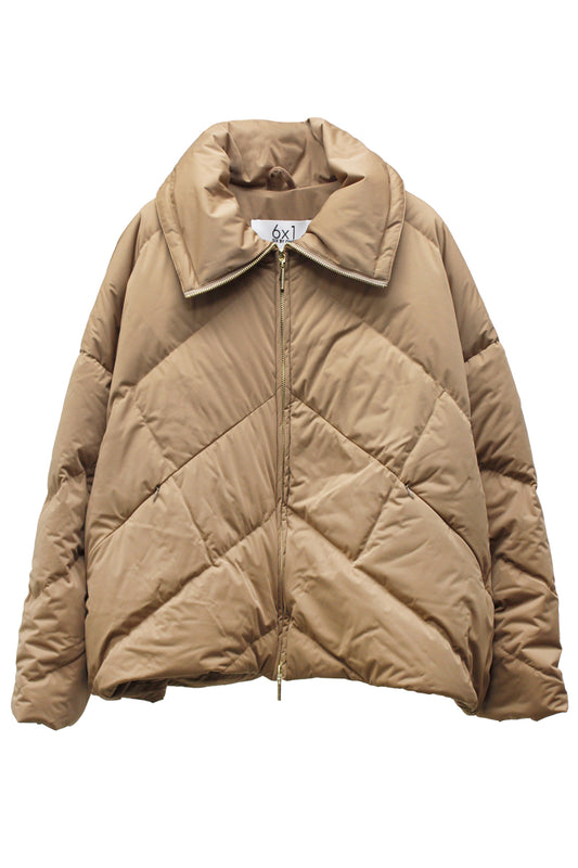 ハイカラーダウンジャケット