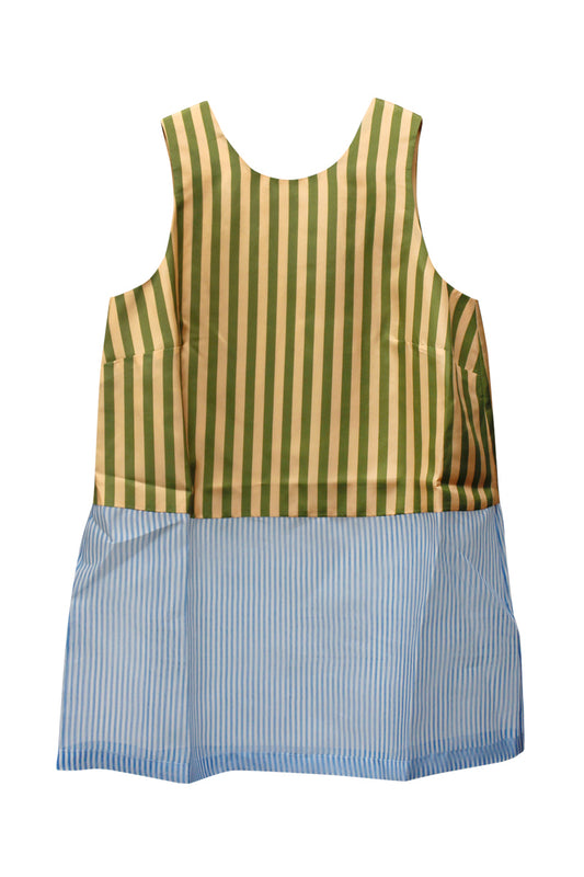 ストライプ柄トップス