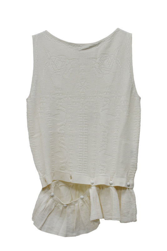 FLOWER PUNCHING SLEEVELESS TOP