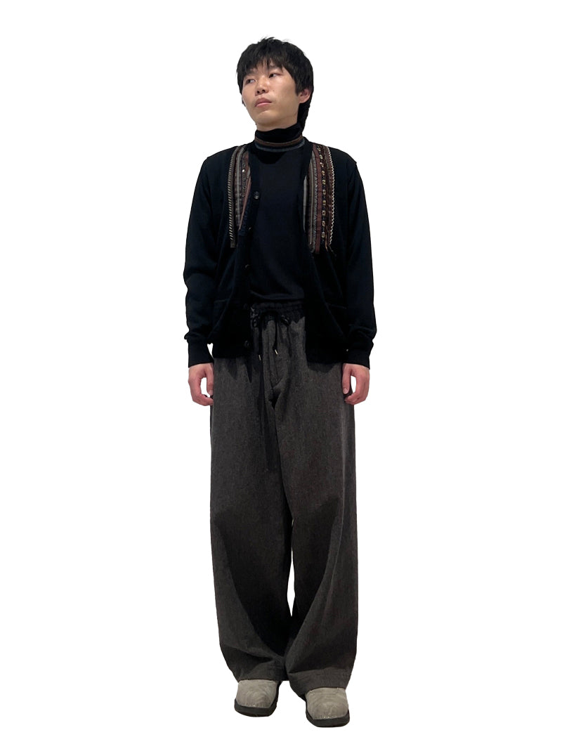 Vネックカーディガン（MEN)【25AW】