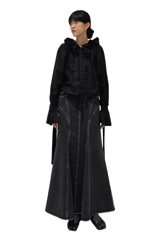 ラッフルブラウス