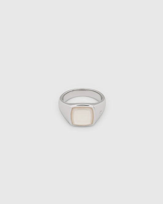 Kay Ring White MOP