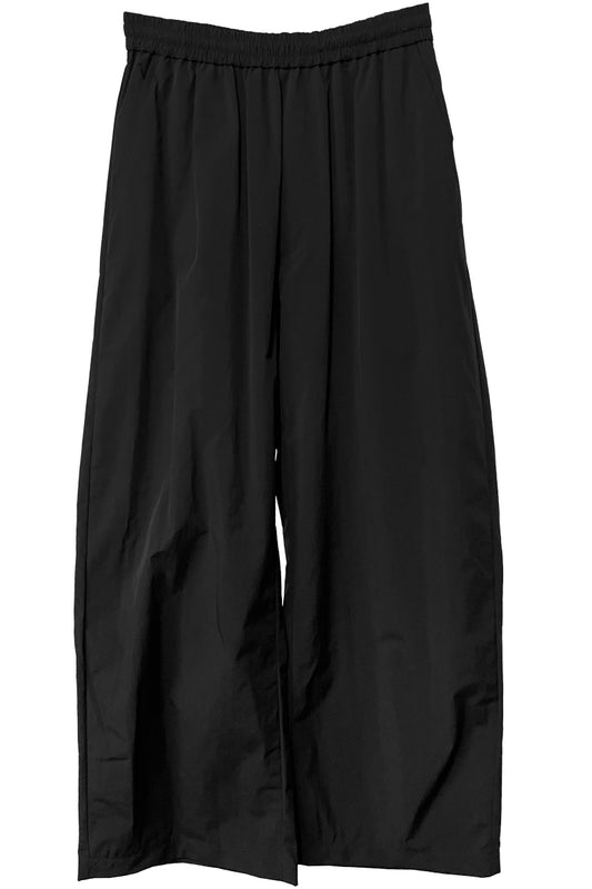 ワイドレッグトラウザーズ