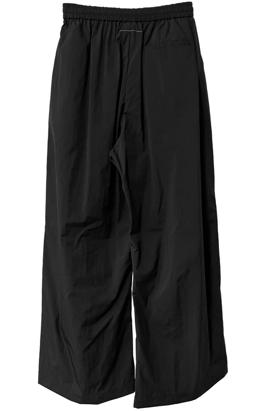 ワイドレッグトラウザーズ