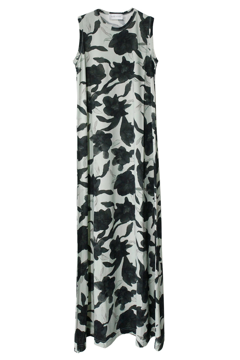 スリーブレスロングドレス