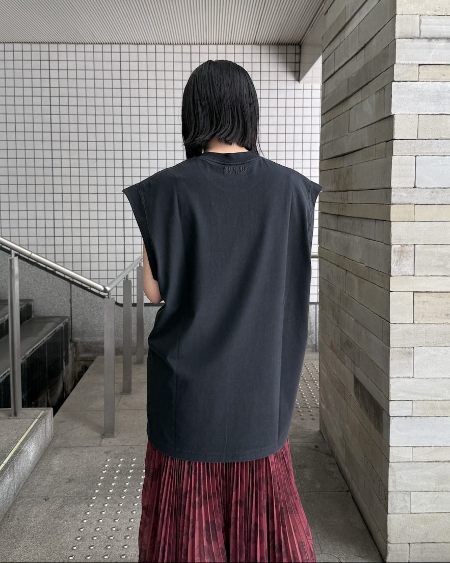 CRYSTAL PARIS SLEEVELESS T-SHIRT（UNISEX）