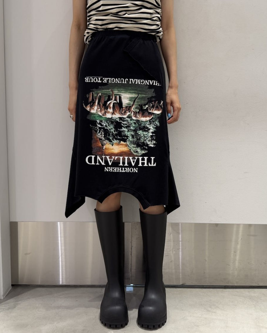 THAILAND TOURIST UPSIDE-DOWN T-SKIRT