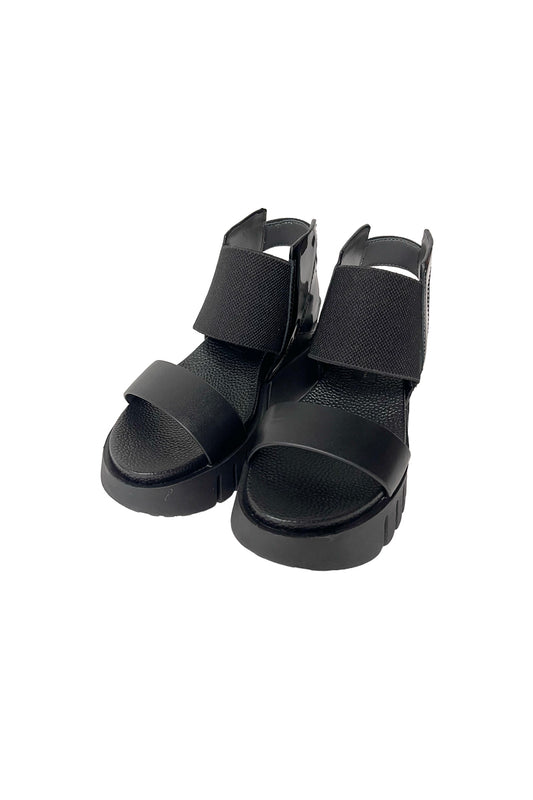 Delta 3D Sandal