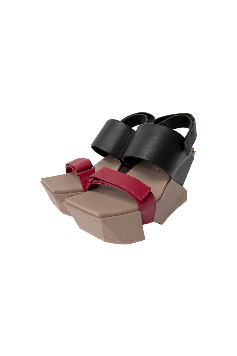 Brutt Sandal