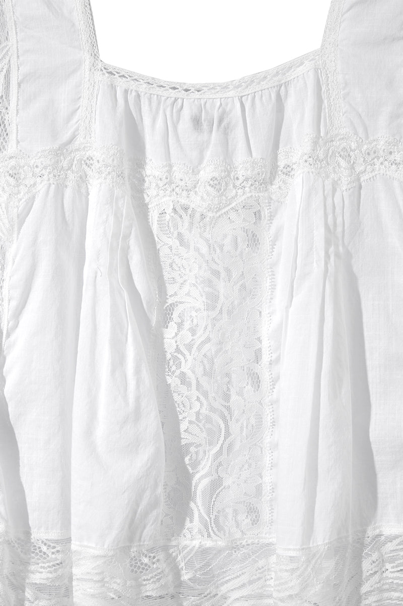 LACE TRIM COTTON TOP