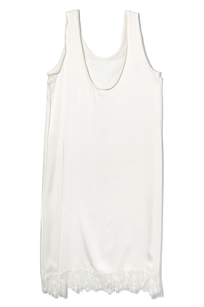 ”BACK STAR SOUNDS” LAYERED T-SHIRT DRESS