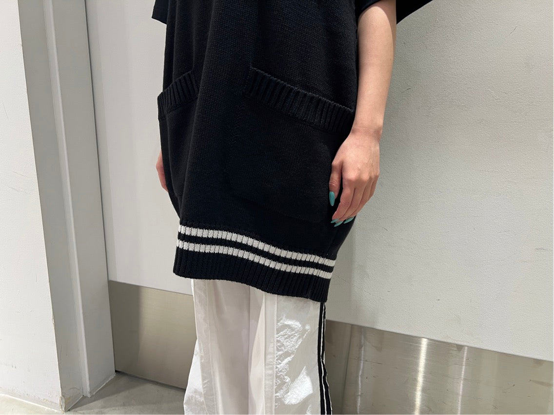 OVERSIZED VEST（UNISEX）