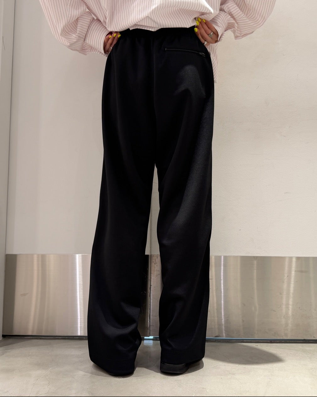 TRACKSUIT PANTS（UNISEX）