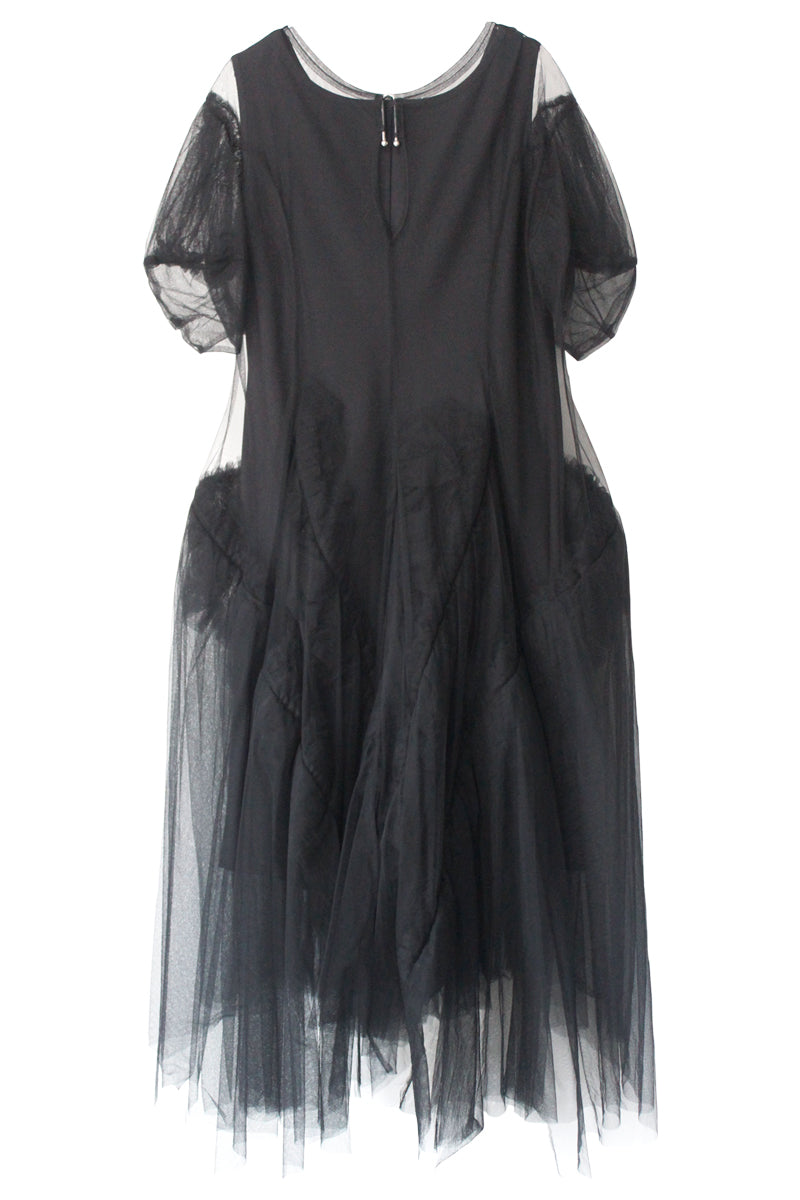 チュールワンピース