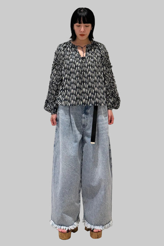 NEW NEW BELTED DENIM