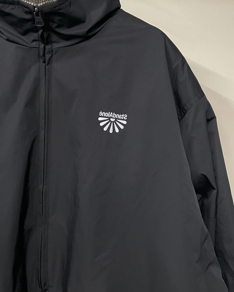 REVERSIBLE WINDBREAKER
