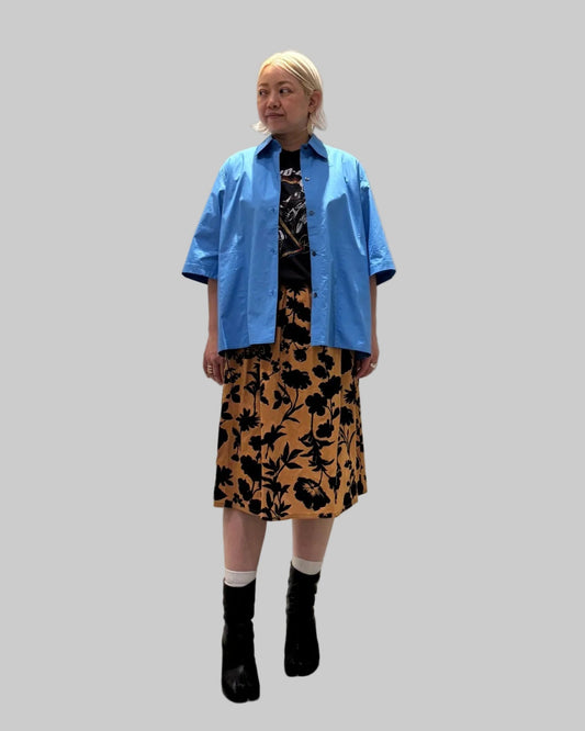 フラワー柄スカート