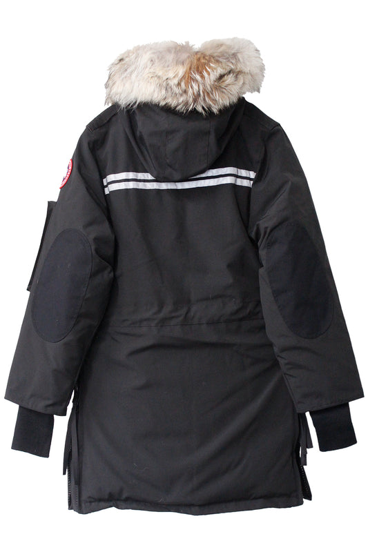 SNOW MANTRA パーカー