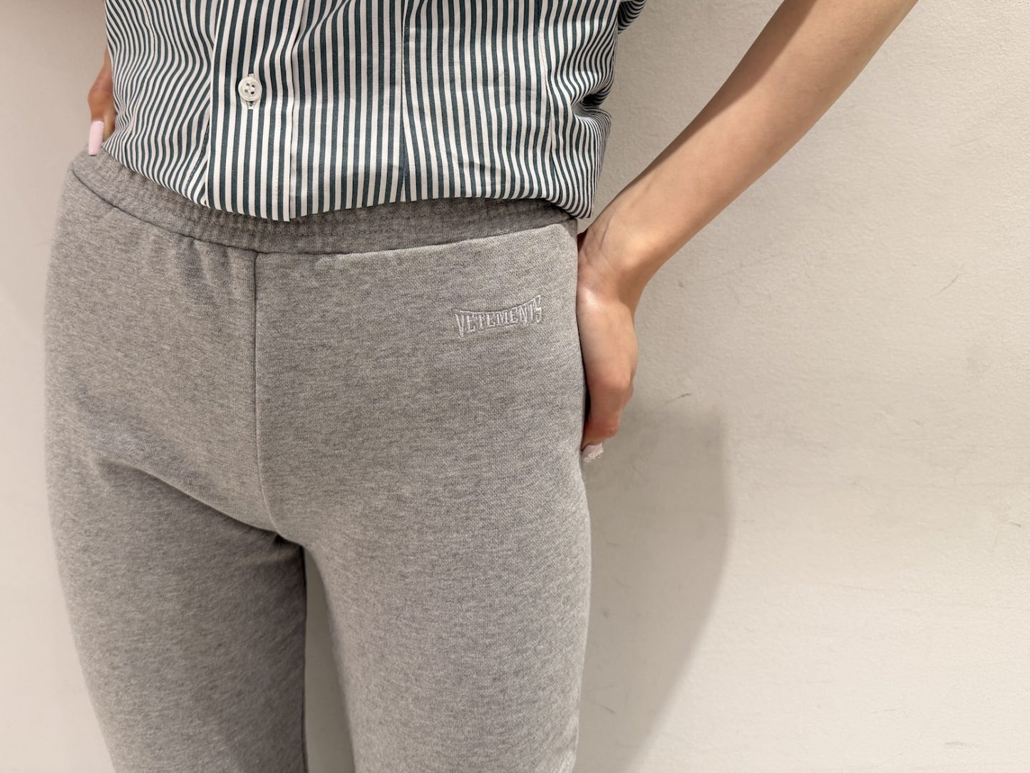 PUSH-UP SWEATPANTS（UNISEX）