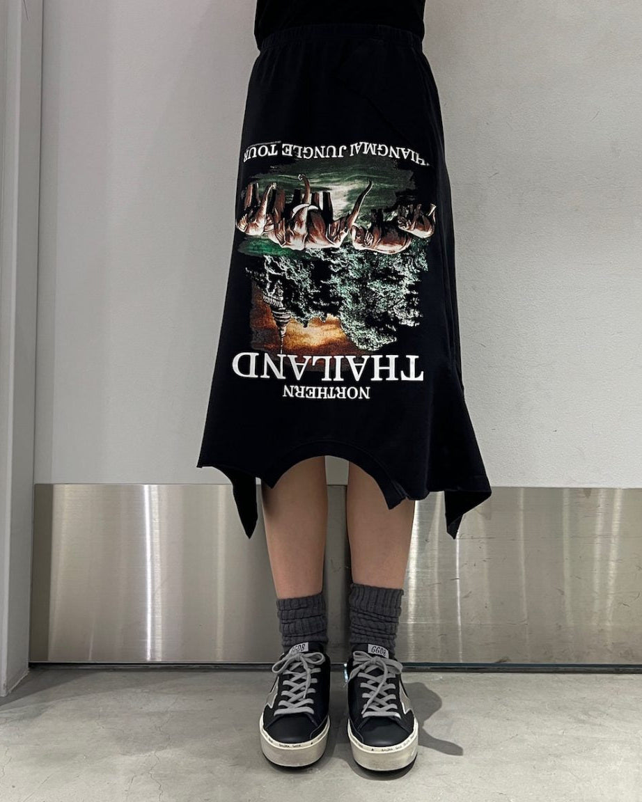 THAILAND TOURIST UPSIDE-DOWN T-SKIRT