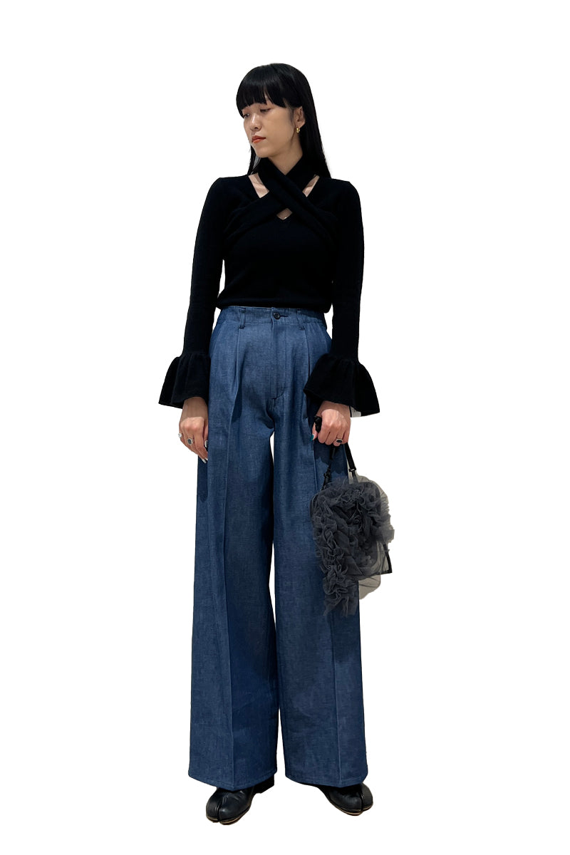 TUCK WIDE DENIM PANTS