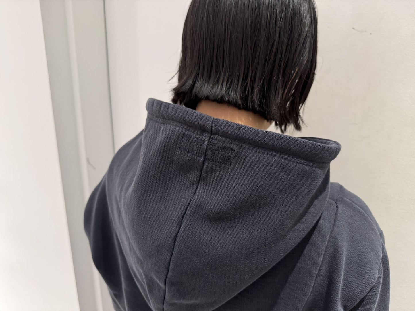CUT-UP FITTED HOODIE（UNISEX）