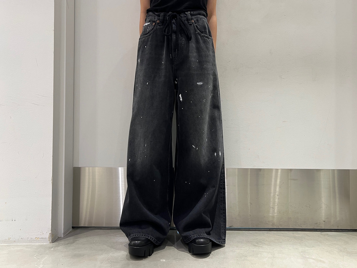 ワイドレッグデニムパンツ【25AW】