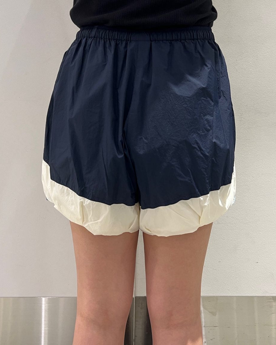 VOLUMINOUS NYLON SHORTS
