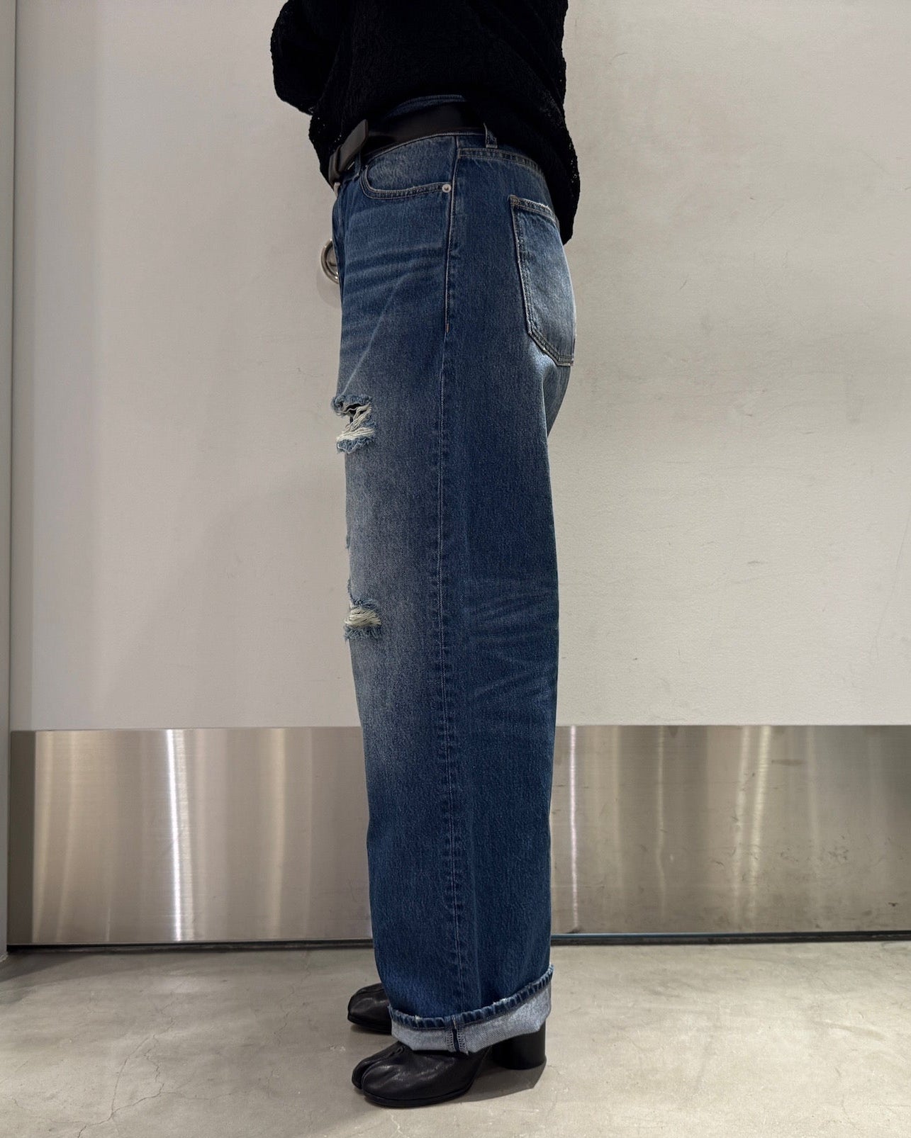 NEW LOOSE DENIM｜M53.（エムゴーサン）正規取扱店オンライン｜Moggie