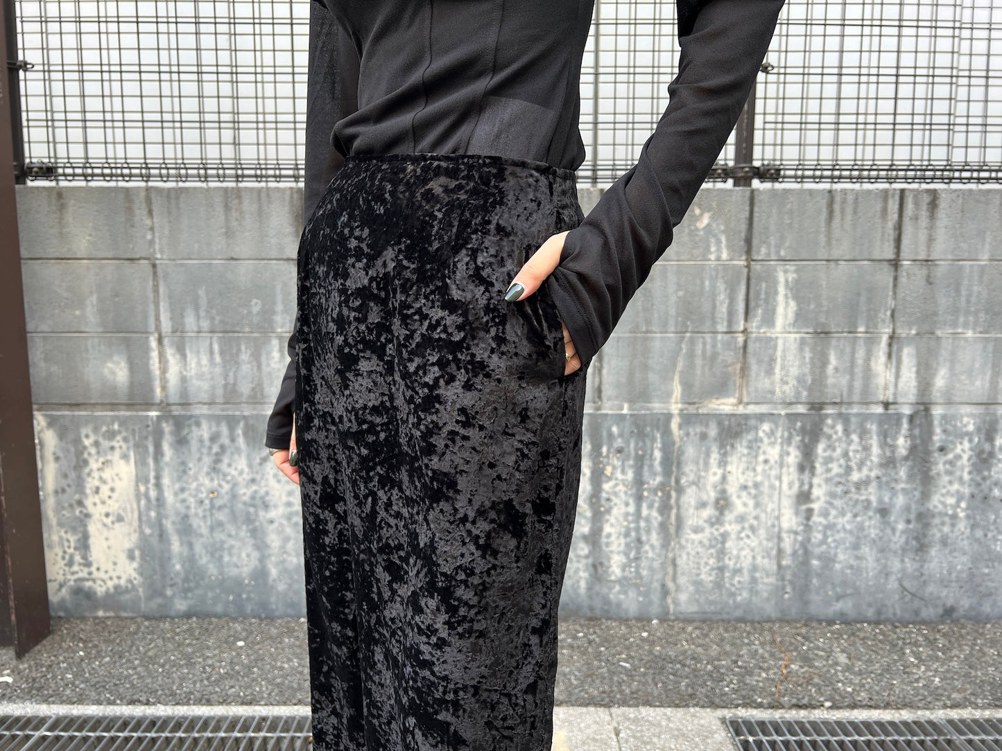 CRUSHED VELVET LONG SKIRT【25SS】