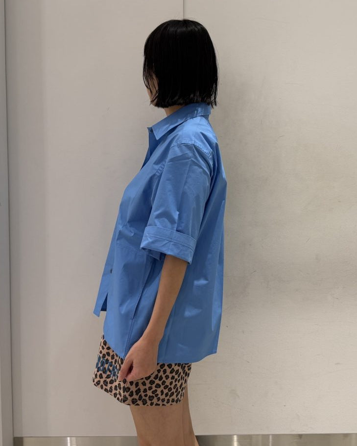 short sleeve shirt with pockets