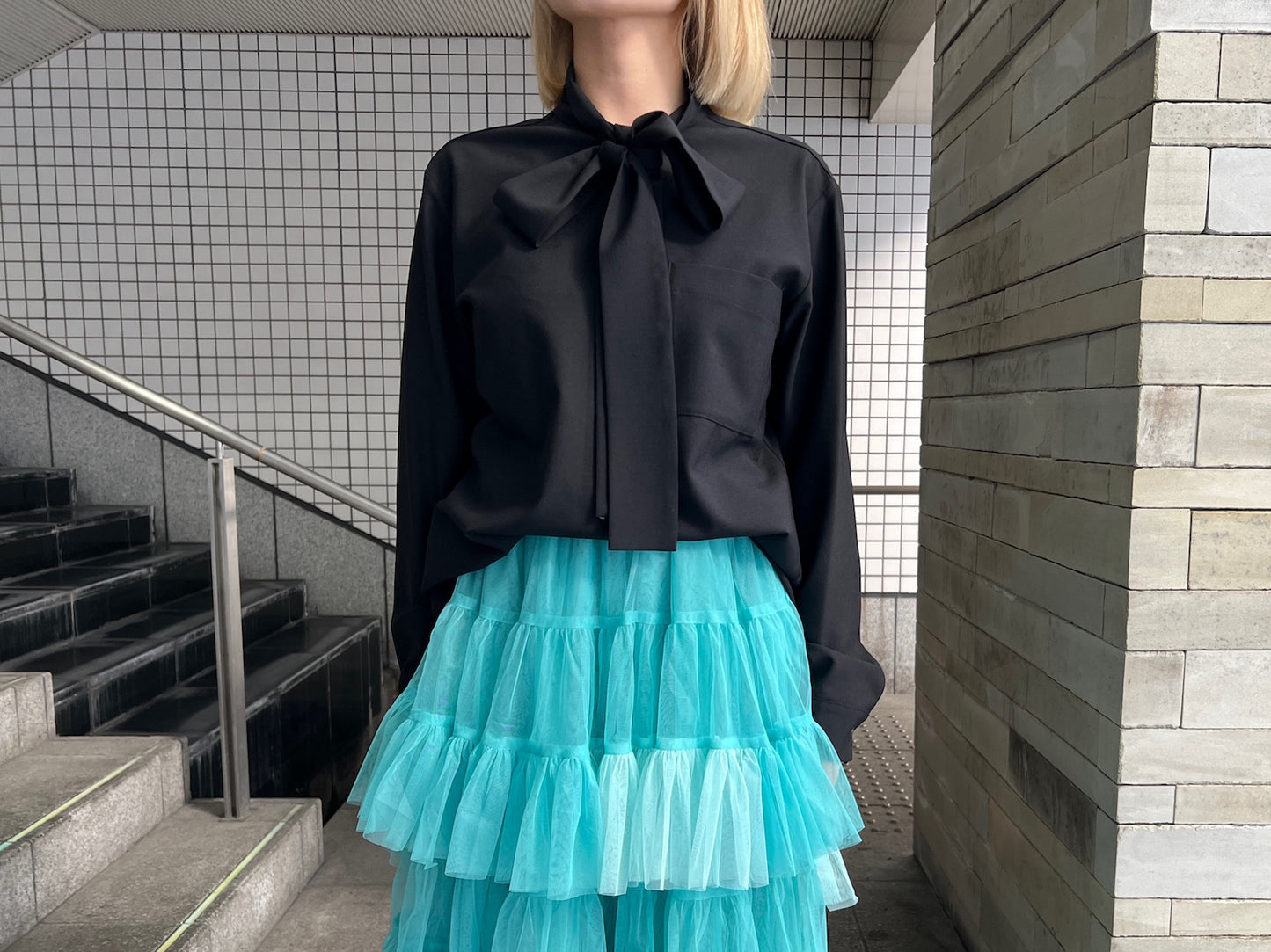 タイ付ブラウス【25AW】