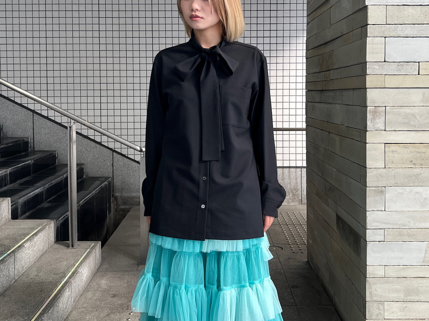 タイ付ブラウス【25AW】