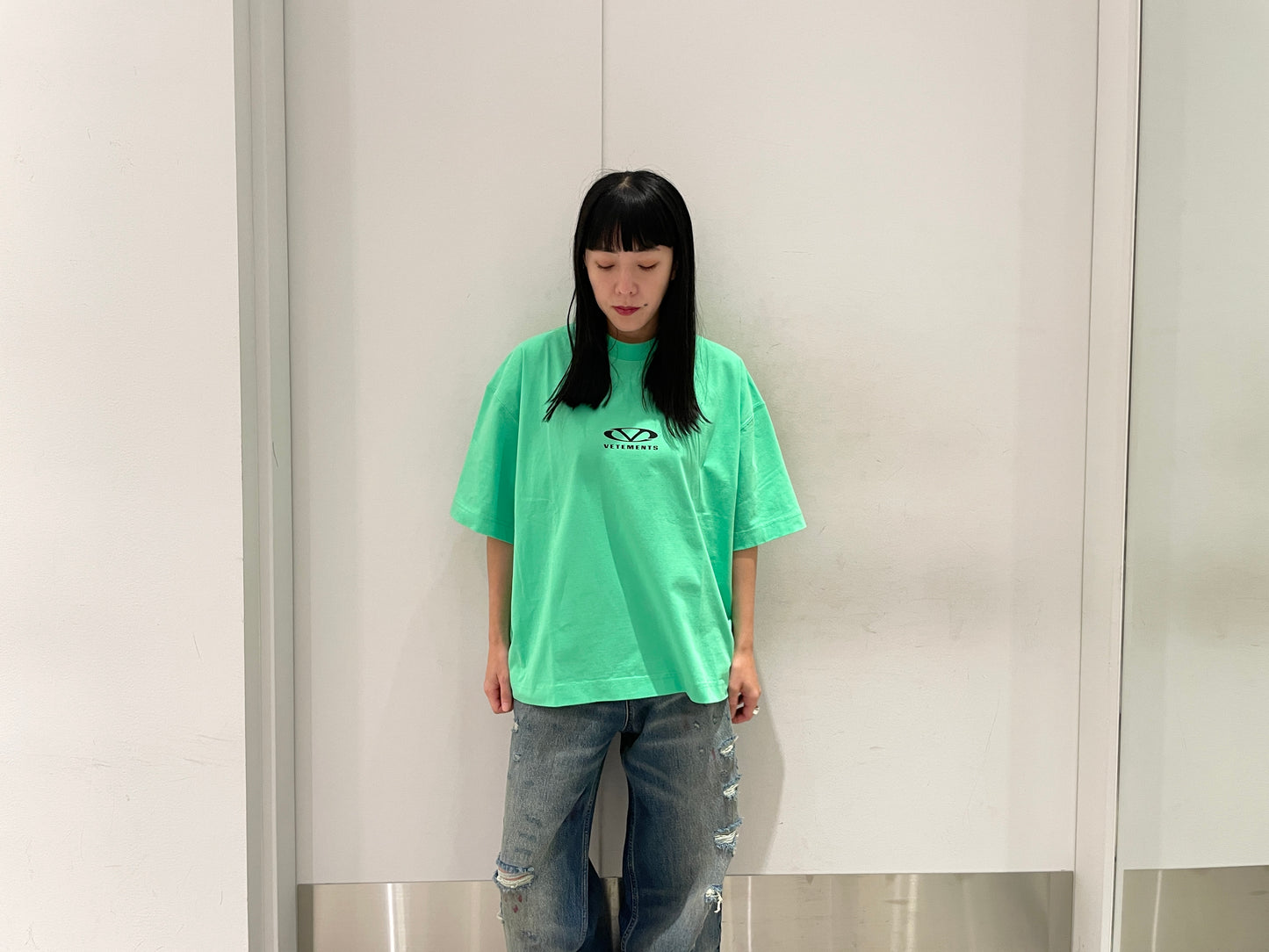 OVAL LOGO CROPPED BOXY T-SHIRT【25SS】