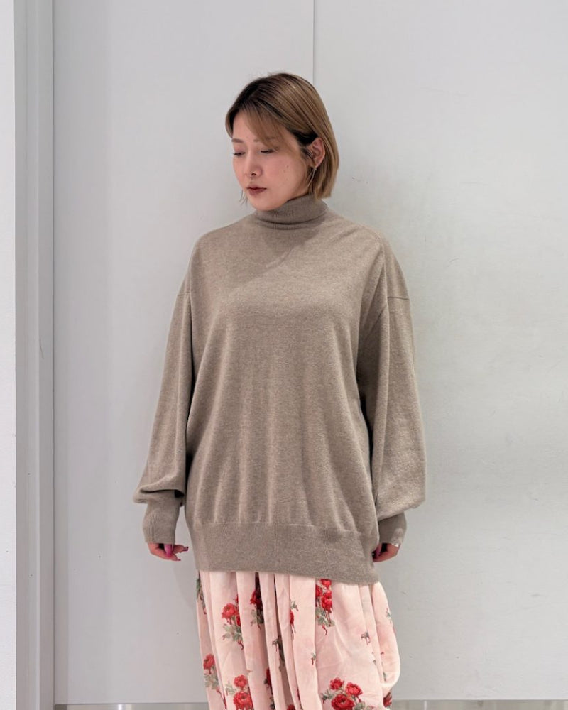 pullover long sleeves high neck