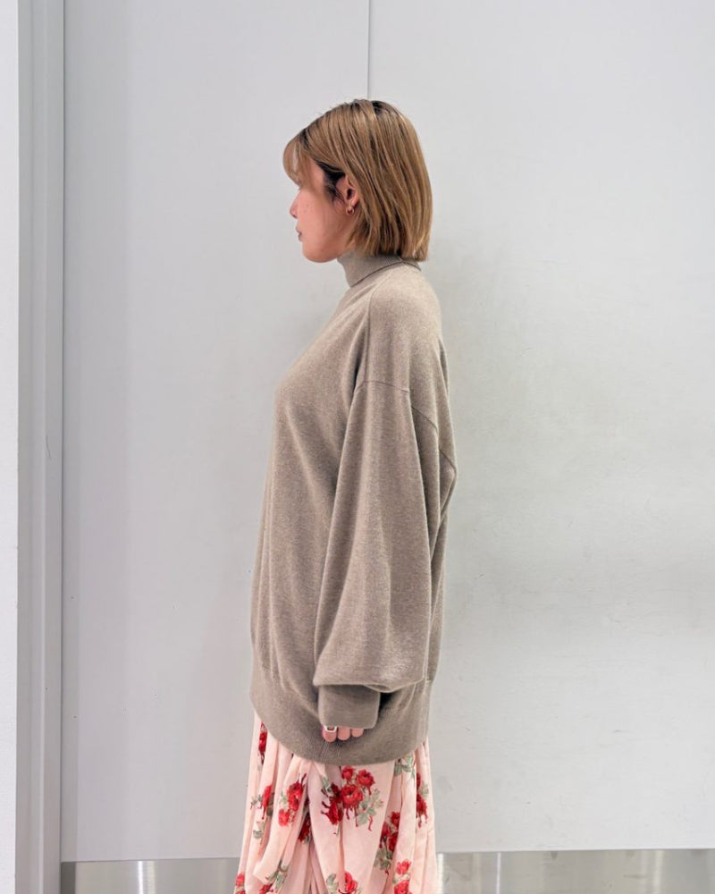 pullover long sleeves high neck