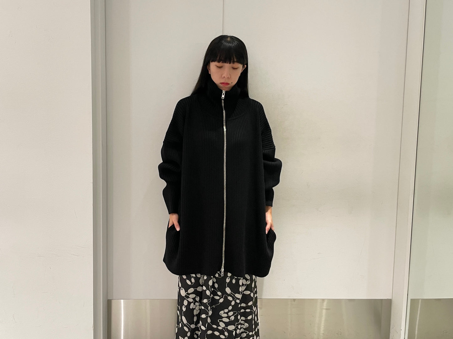 OVERSIZED ZIP-UP CARDIGAN【24AW】　