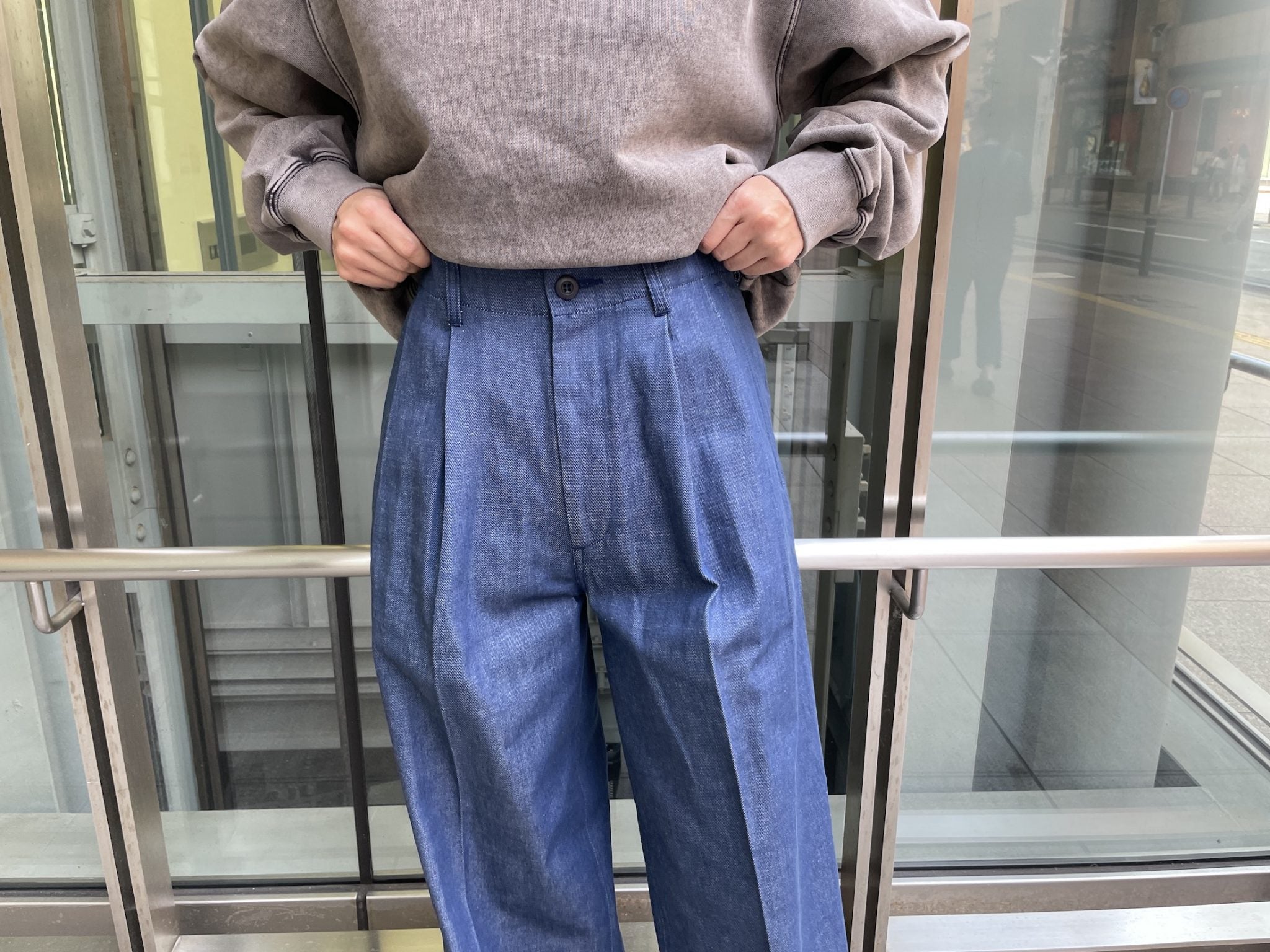 TUCK WIDE DENIM PANTS｜M53.｜MOGGIECO-OP – Moggie co-op Online