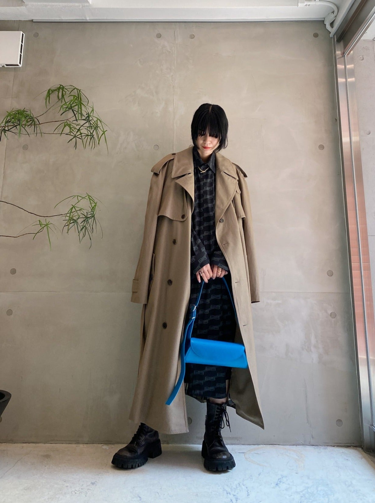 Oversized Trench Coat｜BALENCIAGA｜MOGGIE CO-OP – Moggie co-op Online