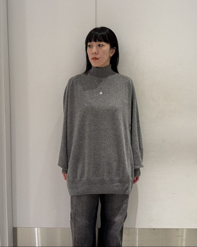 pullover long sleeves high neck