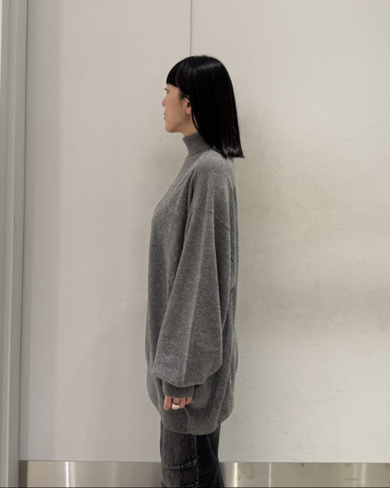 pullover long sleeves high neck
