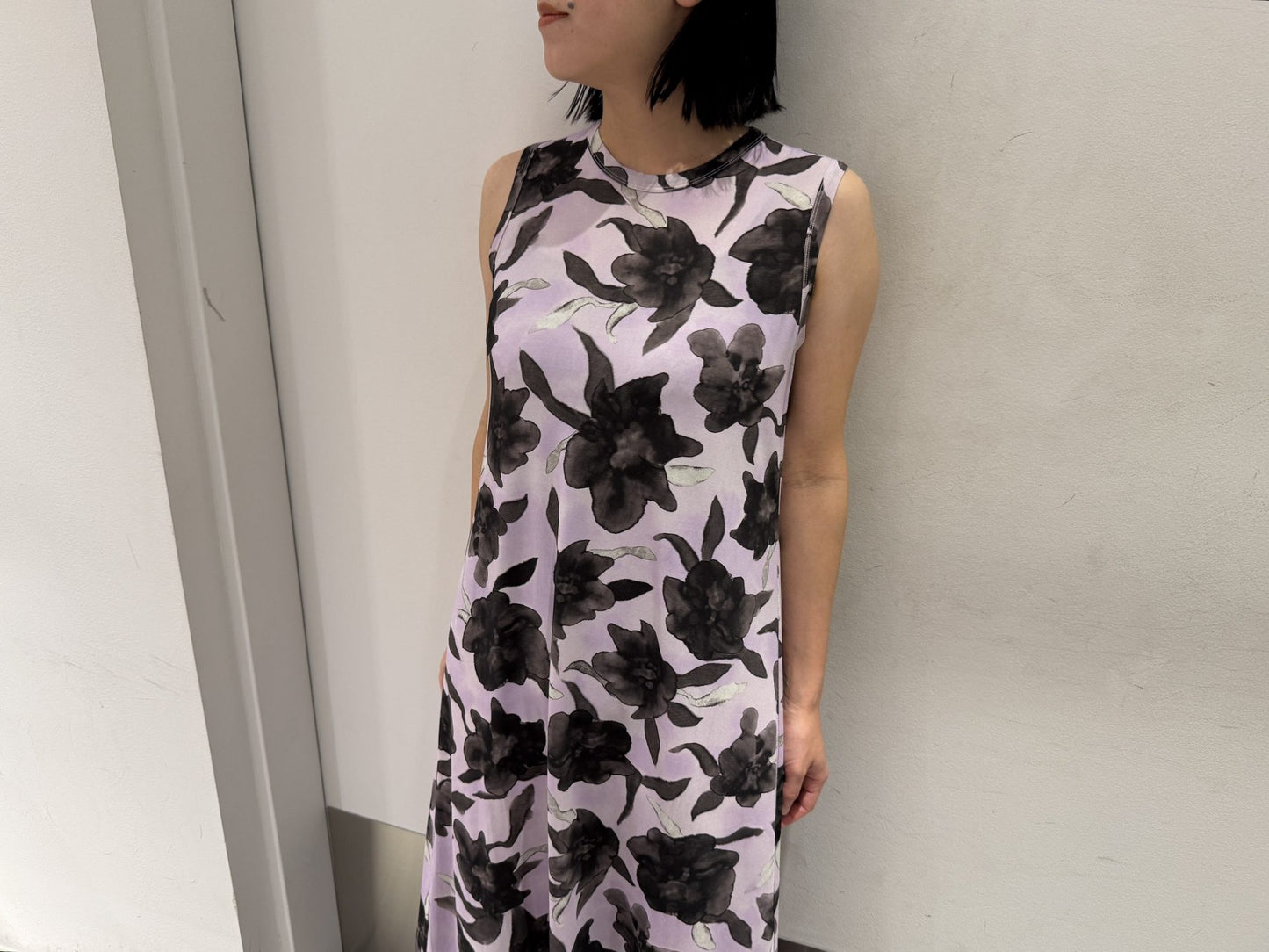 スリーブレスロングドレス