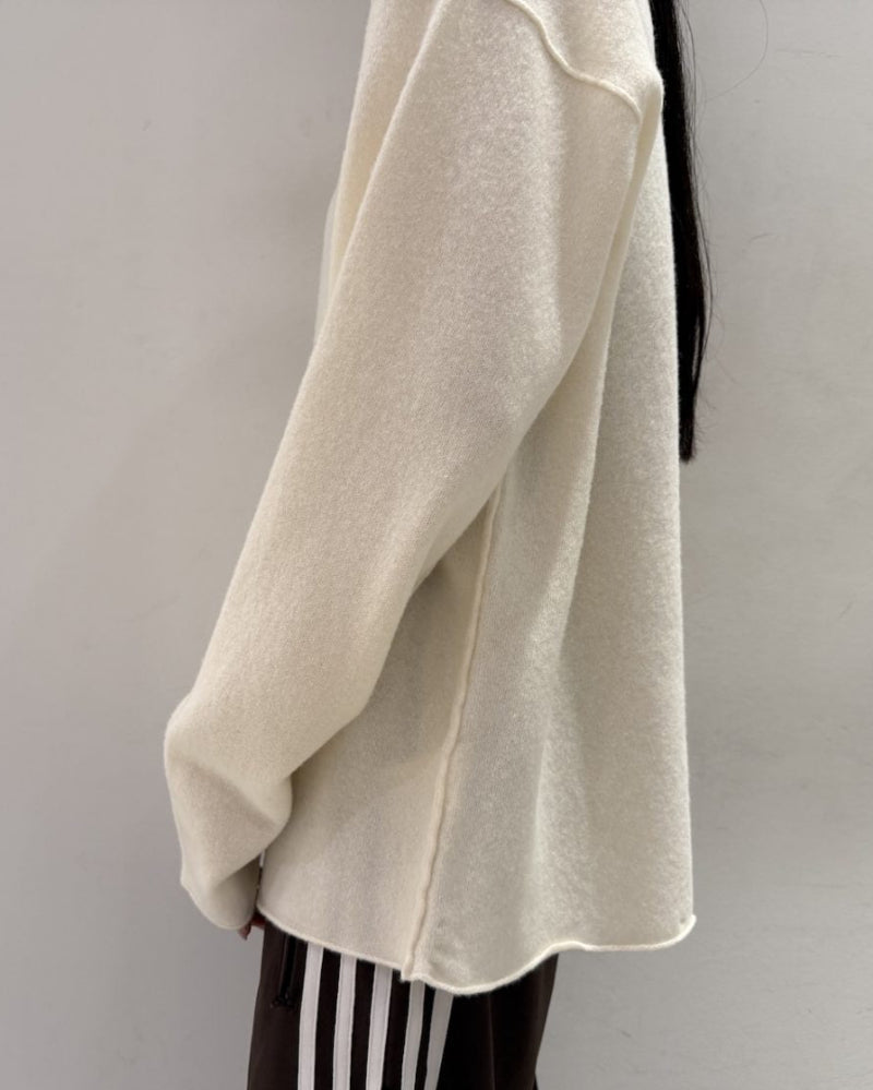 pullover c-neck long sleeves