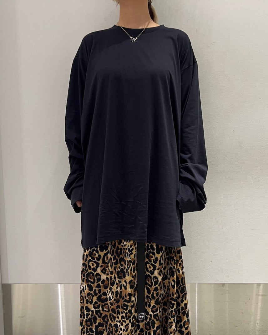 oversized t-shirt  c-neck long sleeves
