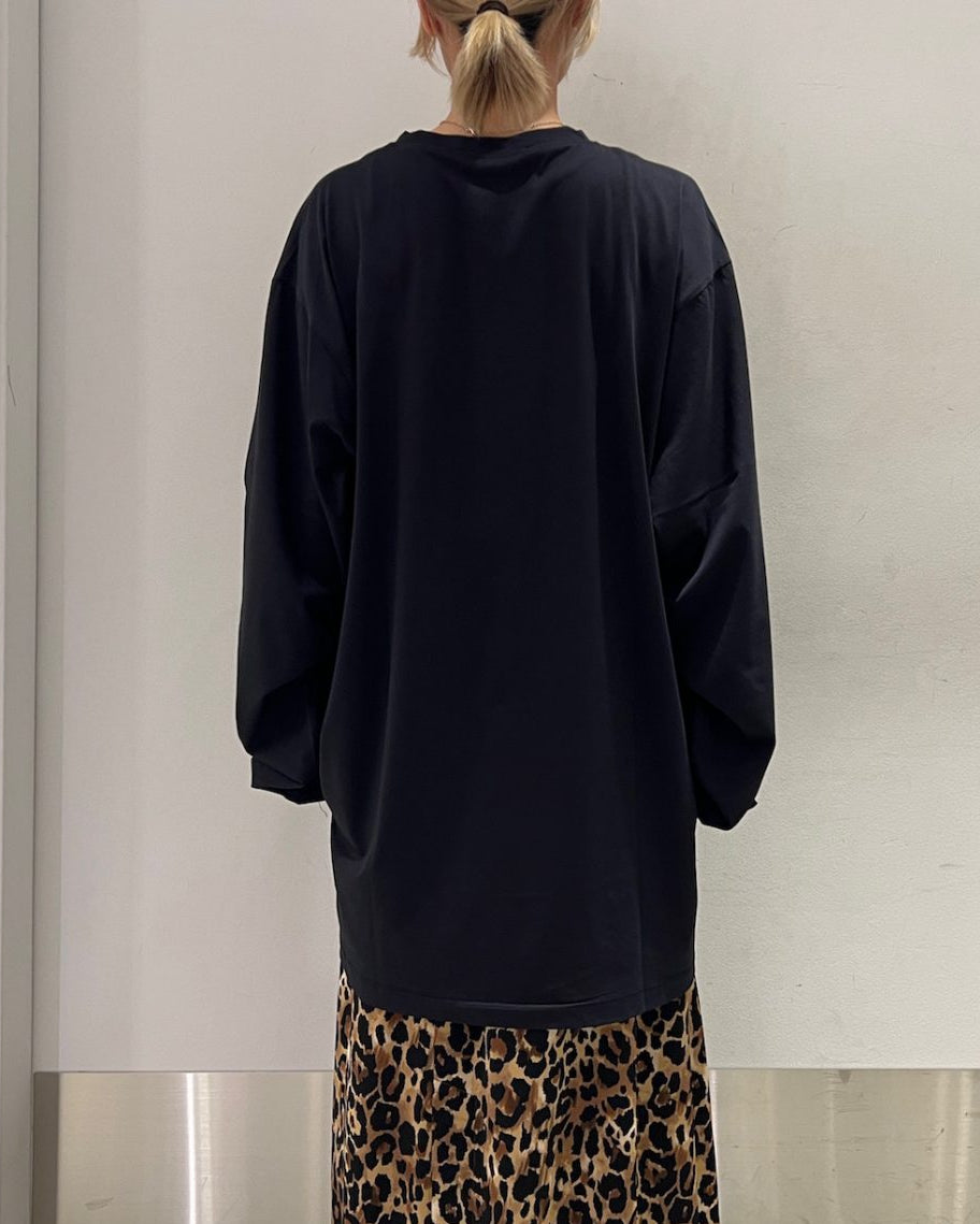 oversized t-shirt  c-neck long sleeves