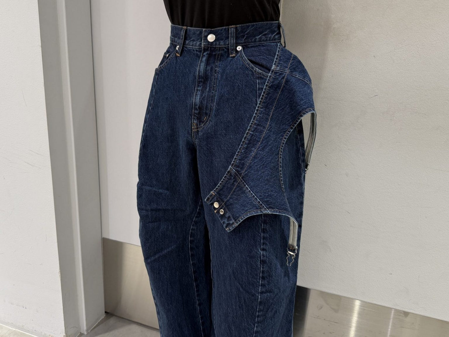 ガーター付デニムパンツ【25AW】