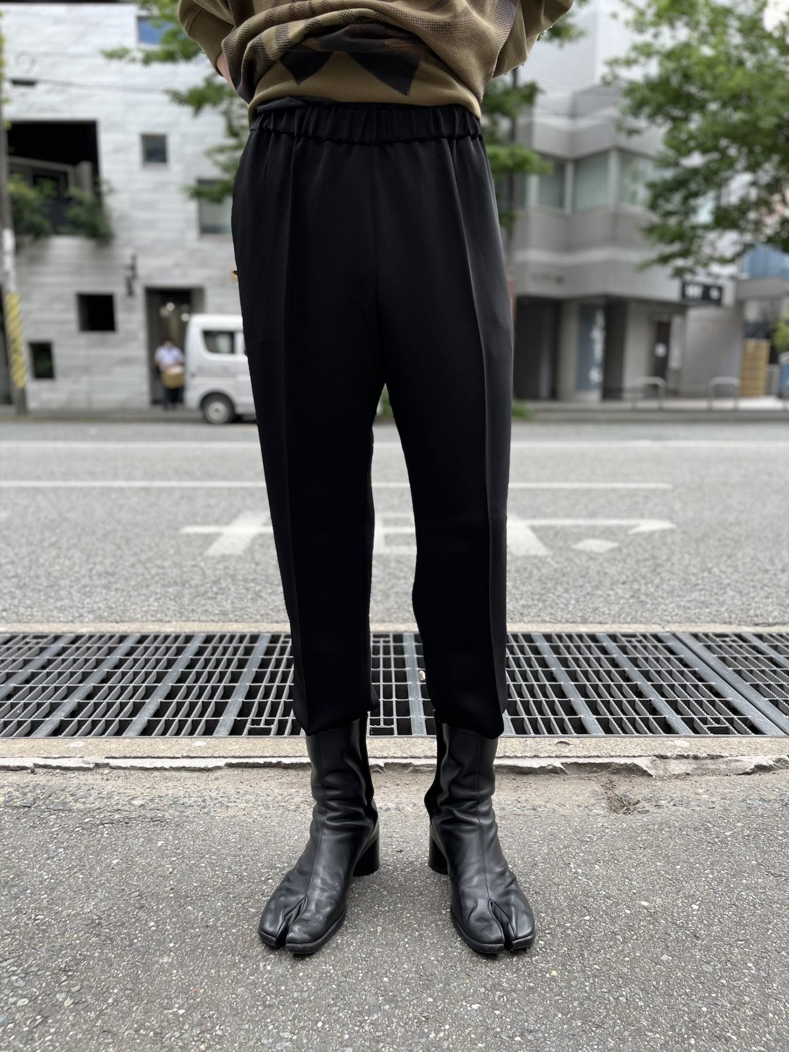 DRIES VAN NOTEN テーパードパンツ - カジュアルパンツ